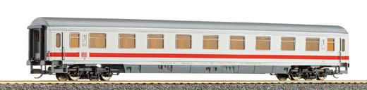 Express train Passenger car 1st class type Avmz in IC livery<br /><a href='images/pictures/Tillig/13576.jpg' target='_blank'>Full size image</a>